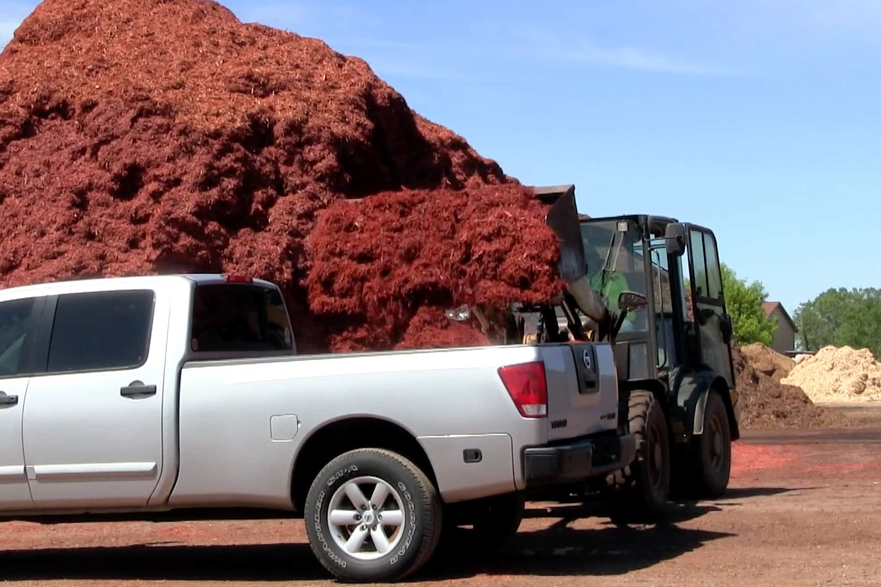 loading mulch